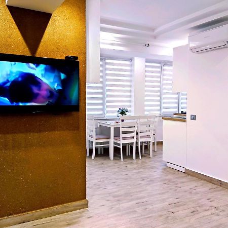 Sun Apartment Center City Chişinău Esterno foto