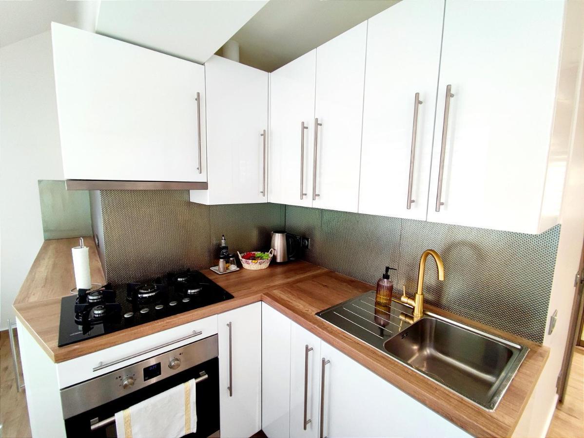 Sun Apartment Center City Chişinău Esterno foto